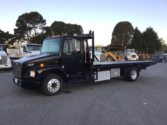 1998 Freightliner FL60 S/A Flatbed Truck 1998 Freightliner FL60 S/A Flatbed Truck