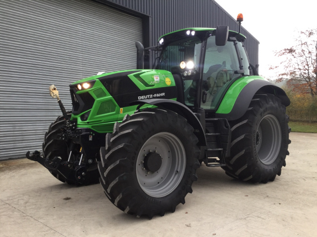 2019 Deutz-Fahr 7250 TTV 4WD Tractor 2019 Deutz-Fahr 7250 TTV 4WD Tractor