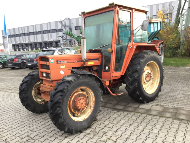 1979 Renault 7624-A-L 4WD Tractor