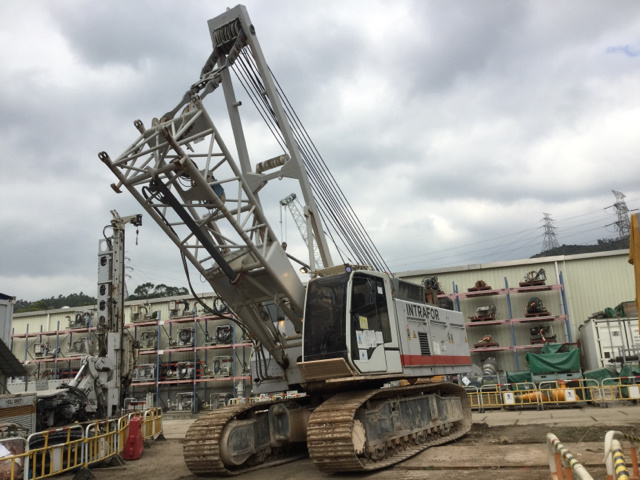 2007 Liebherr HS855HD Lattice-Boom Crawler Crane