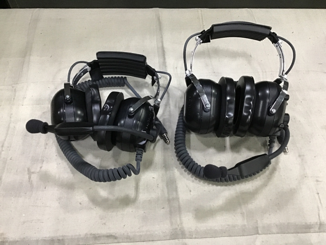 (2) Aegisound 05-005064 Argonaut Boom Microphone F-18 Headsets - Unused (2) Aegisound 05-005064 Argonaut Boom Microphone F-18 Headsets - Unused
