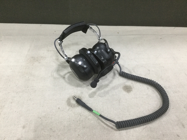 (3) Aegisound 05-005064 Argonaut Boom Microphone F-18 Headsets - Unused (3) Aegisound 05-005064 Argonaut Boom Microphone F-18 Headsets - Unused