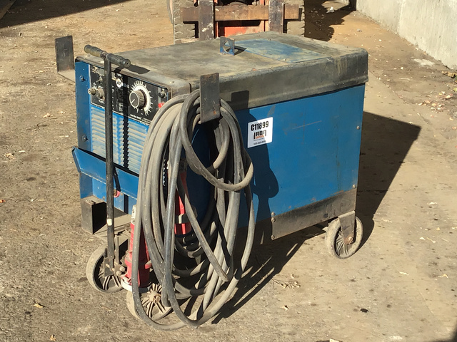 Miller Gold Star 600SS Electric Welder