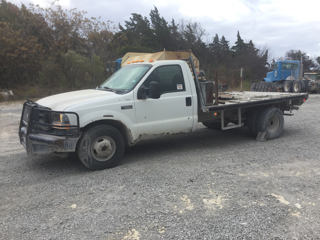2003 Ford F-350 Super Duty Flatbed Truck 2003 Ford F-350 Super Duty Flatbed Truck