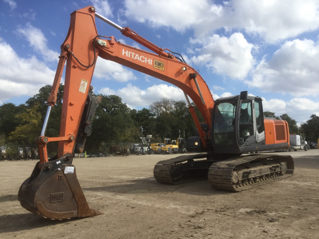 2011 Hitachi ZX200LC-3 Track Excavator 2011 Hitachi ZX200LC-3 Track Excavator