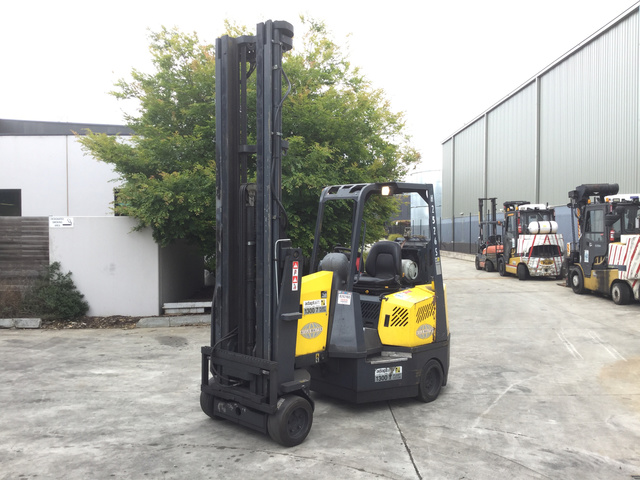 2012 Aisle-Master 20SH Articulated Forklift 2012 Aisle-Master 20SH Articulated Forklift
