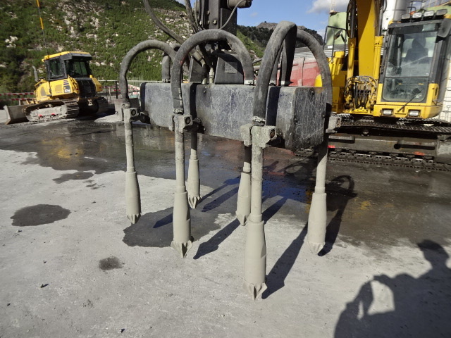 2018 Eralki R6 EHV-150C 6 Concrete Vibrator Set 2018 Eralki R6 EHV-150C 6 Concrete Vibrator Set