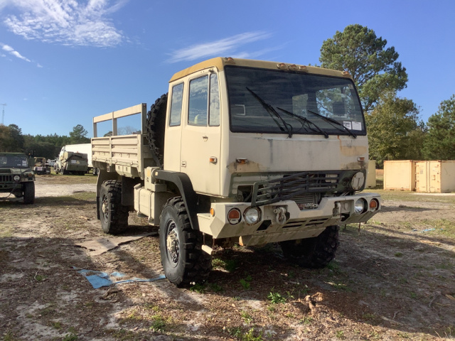 1995 Stewart & Stevenson M1078 LMTV 4x4 Cargo Truck