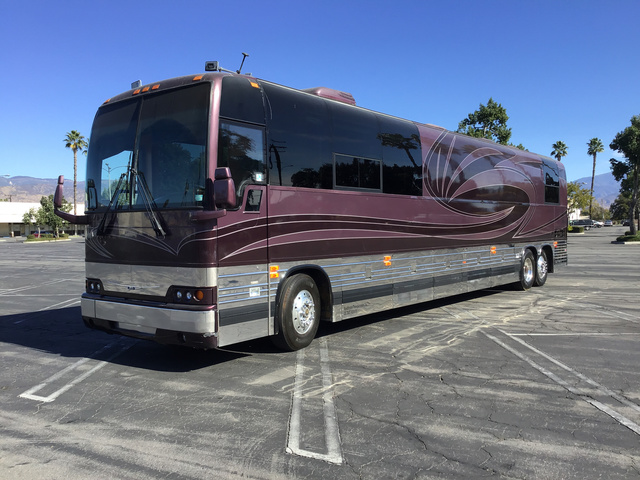 2003 (unverified) Prevost Motor Home 2003 (unverified) Prevost Motor Home