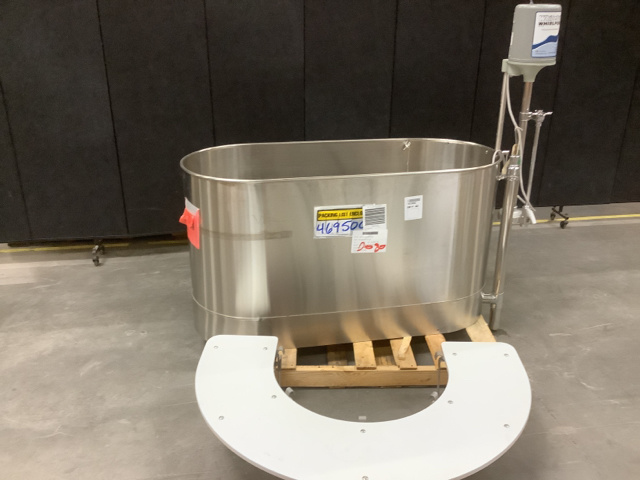 Whitehall Whirlpool Hydrotherapy Tub w/Shelf