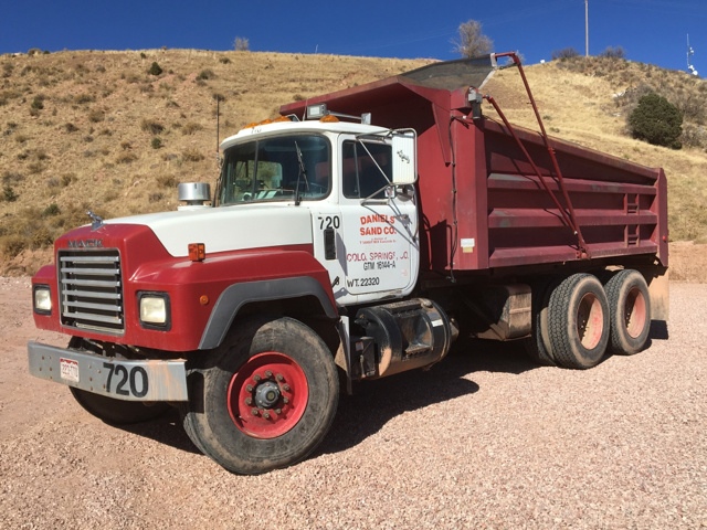 Unknown Mack RD600GK T/A Dump Truck