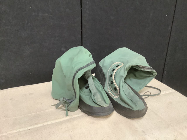 (120) Pairs of Extreme Cold Weather Boots