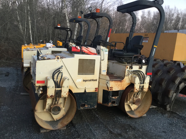 Ingersoll-Rand DD-24 Vibratory Double Drum Roller Ingersoll-Rand DD-24 Vibratory Double Drum Roller