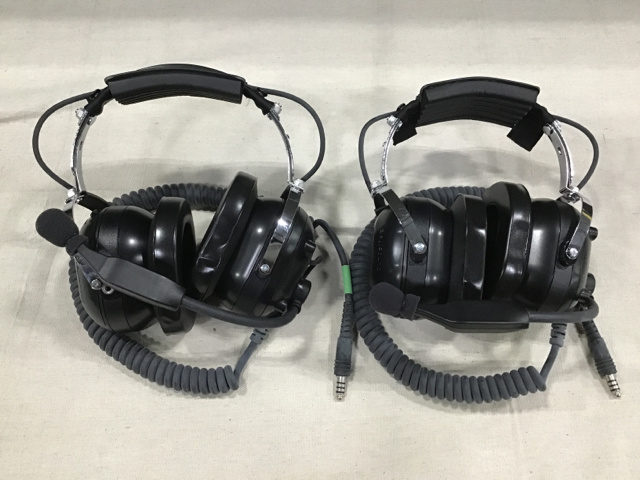 (2) Aegisound 05-005064 Argonaut Boom Microphone F-18 Headsets