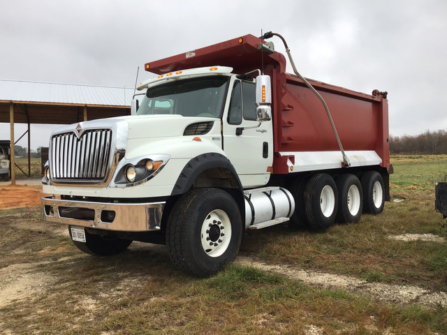 2014 International 7600 Tri/A Dump Truck 2014 International 7600 Tri/A Dump Truck