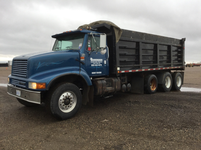 2001 International 2554 Tri/A Dump Truck