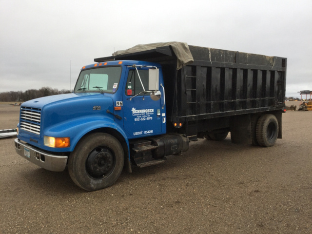 1996 International 4700 S/A Dump Truck 1996 International 4700 S/A Dump Truck