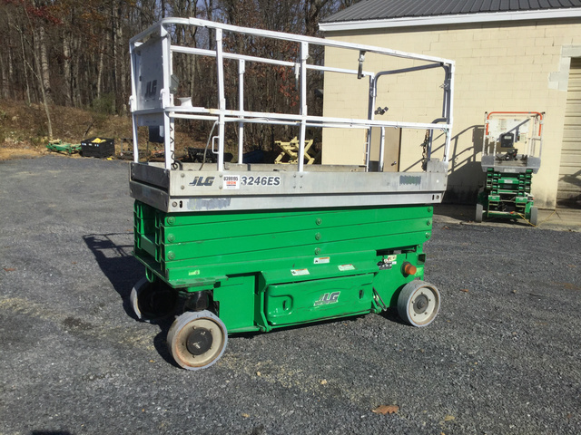 2008 JLG 3246ES Electric Scissor Lift