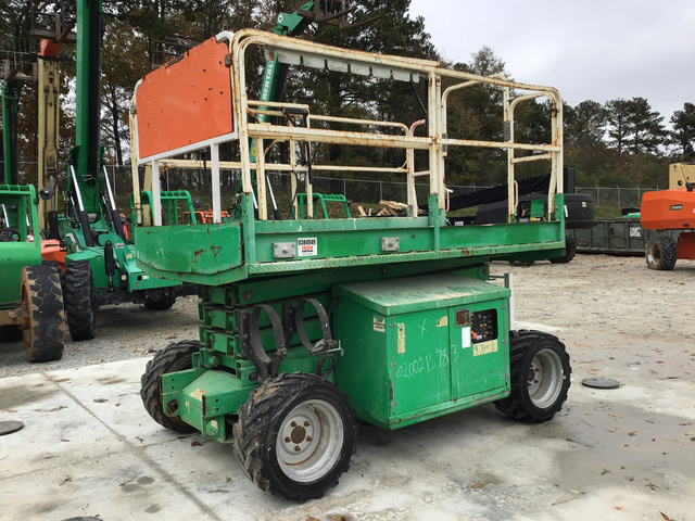 2012 JLG 260MRT 4WD Dual Fuel Scissor Lift