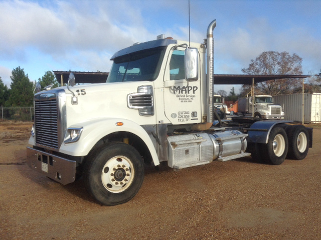 2012 Freightliner Coronado 122 T/A Day Cab Truck Tractor 2012 Freightliner Coronado 122 T/A Day Cab Truck Tractor