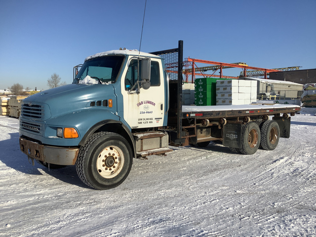 2005 Sterling Aceterra T/A Hydraulic Tilt Bed Truck 2005 Sterling Aceterra T/A Hydraulic Tilt Bed Truck
