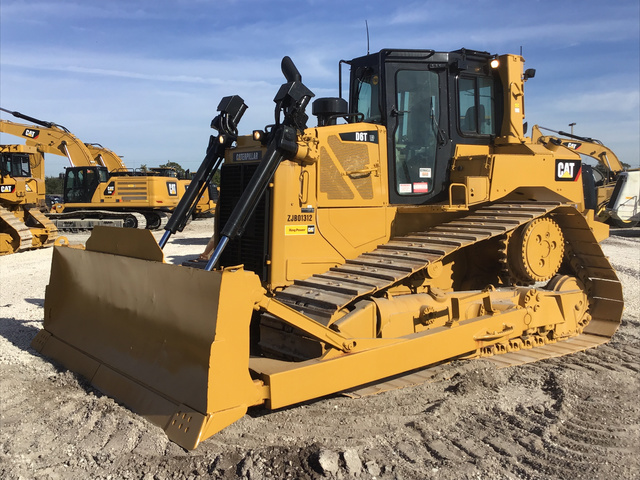 2013 Cat D6T LGP Crawler Dozer 2013 Cat D6T LGP Crawler Dozer
