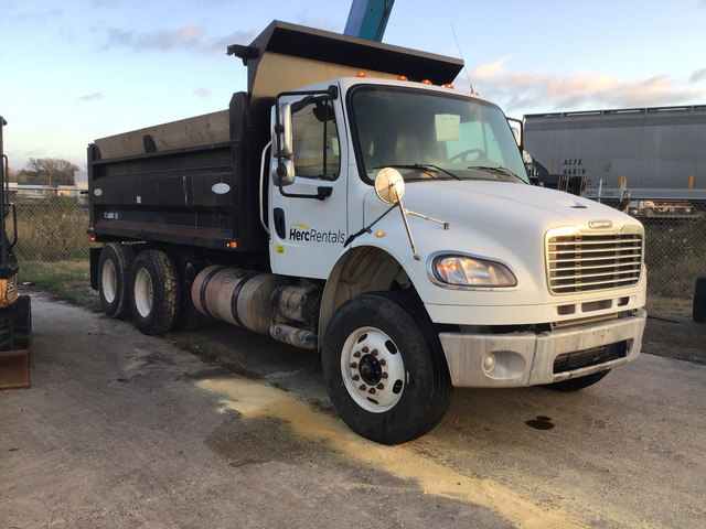 2015 Freightliner M2 106 T/A Dump Truck
