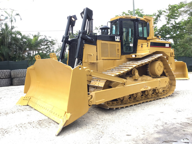 Cat D8R Crawler Dozer