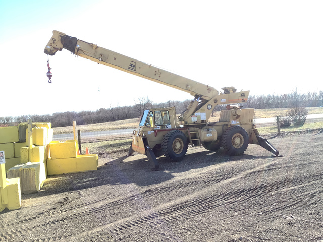 1979 Grove RT58B Rough Terrain Crane 1979 Grove RT58B Rough Terrain Crane