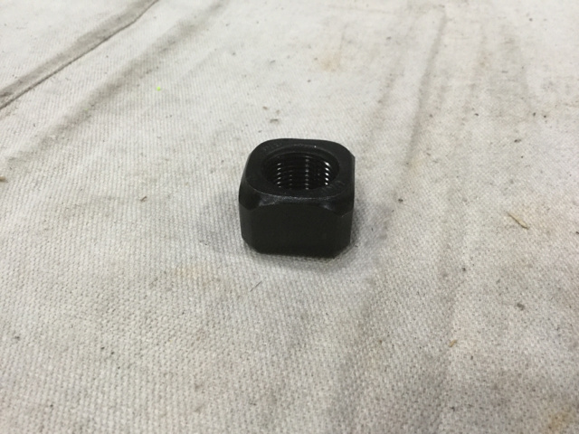 (2,479) Cat 1S1860 Plain Square Nuts