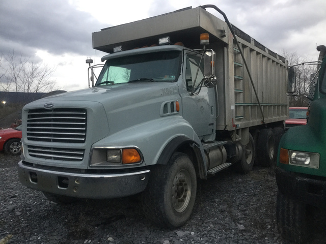 1999 Sterling L9522 Tri/A Dump Truck