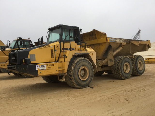2010 (unverified) Komatsu HM400-2 Articulated Dump Truck 2010 (unverified) Komatsu HM400-2 Articulated Dump Truck