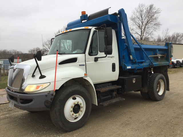 2008 International 4300 S/A Dump Truck 2008 International 4300 S/A Dump Truck