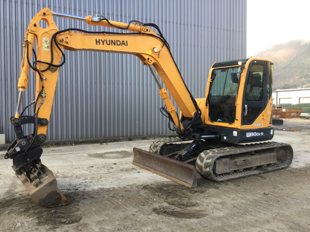 2011 Hyundai Robex 80CR-9 Track Excavator 2011 Hyundai Robex 80CR-9 Track Excavator