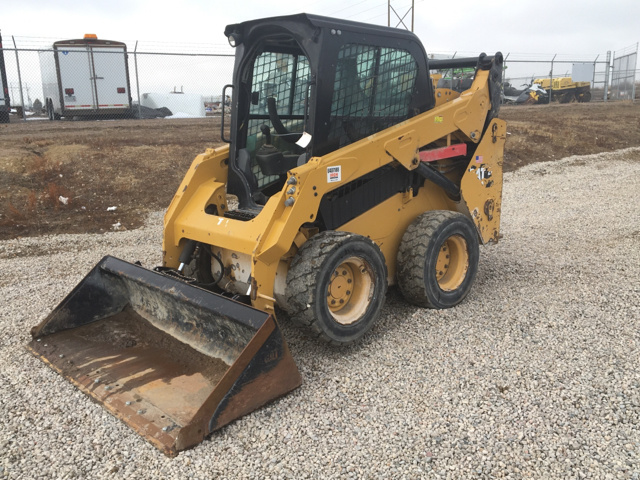 2015 Cat 242D Skid-Steer Loader