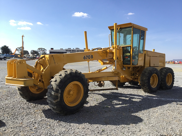 John Deere 670B Motor Grader John Deere 670B Motor Grader