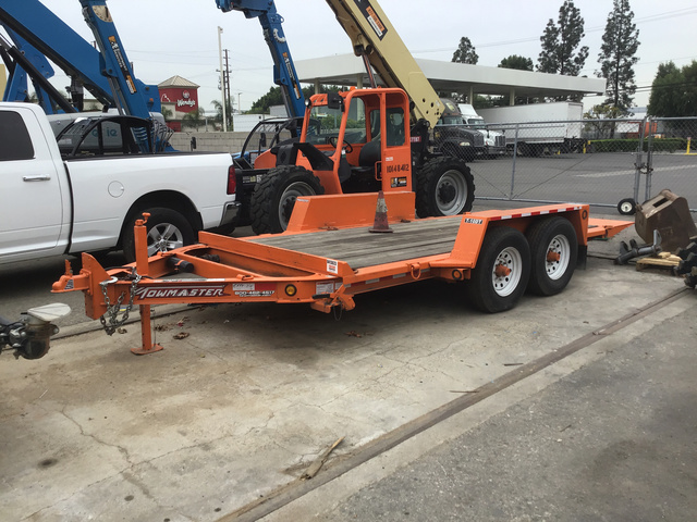 2018 Towmaster T-10DT T/A Tilt Deck Equipment Trailer