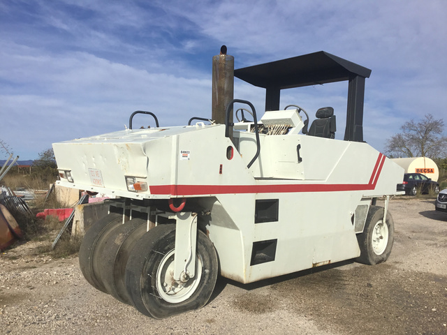 1993 Corinsa CCN1221 Pneumatic Roller 1993 Corinsa CCN1221 Pneumatic Roller