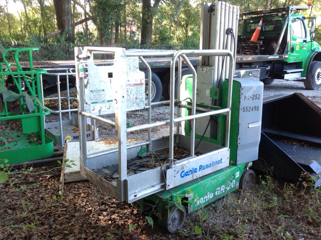 2013 Genie GR-20 Vertical Mast Lift