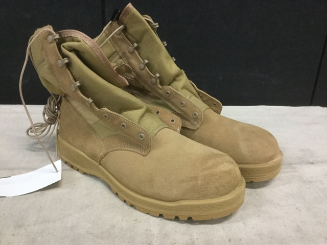 (54) Altama Hot Weather Combat Boots (54) Altama Hot Weather Combat Boots