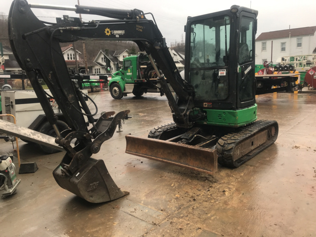 2013 John Deere 35G Mini Excavator 2013 John Deere 35G Mini Excavator