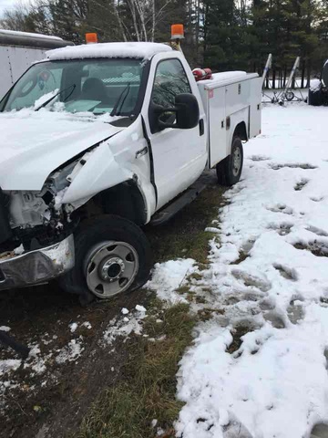 2006 Ford F-250 Super Duty 4x4 Service Truck 2006 Ford F-250 Super Duty 4x4 Service Truck