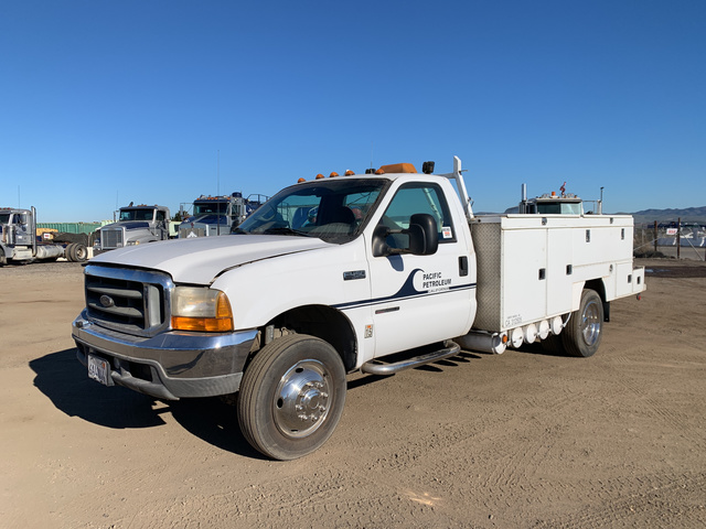 1999 Ford F-450 XLT Super Duty Utility Truck