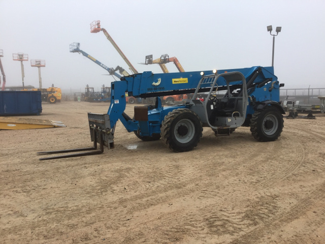 2013 Genie GTH-1056 Telehandler