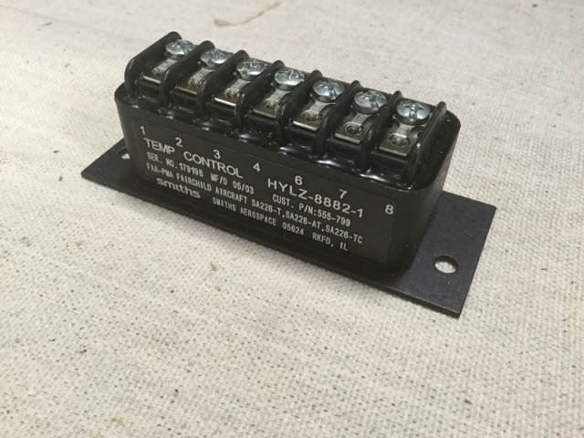 (3) Smiths Aerospace HYLZ-8882-1 Temperature Control Switches (3) Smiths Aerospace HYLZ-8882-1 Temperature Control Switches