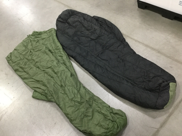(18) Sleeping Bags