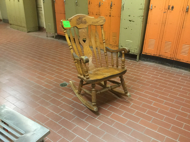 Wood Rocking Chair - L-040 Wood Rocking Chair - L-040