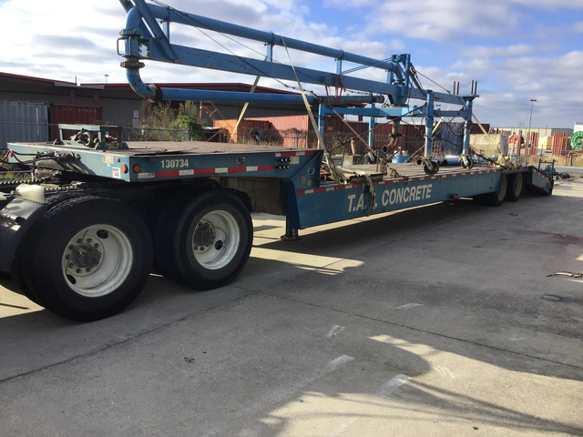 1999 Trail King TK70HT-482 T/A Hydraulic Tail Equipment Trailer 1999 Trail King TK70HT-482 T/A Hydraulic Tail Equipment Trailer