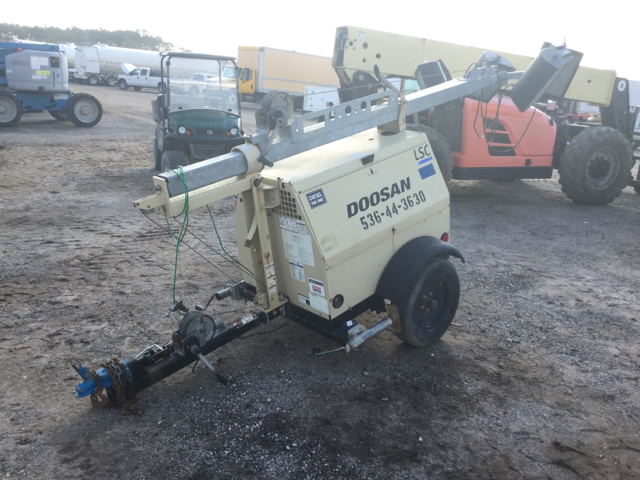 2013 Doosan LSC Light Tower
