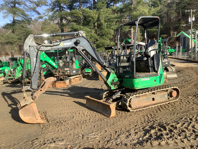 2013 John Deere 27D Mini Excavator 2013 John Deere 27D Mini Excavator